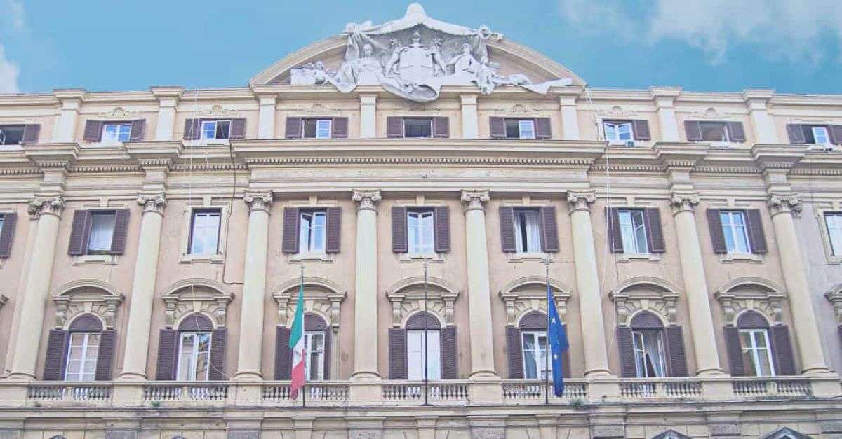 Nel triennio 2019- 2021 evasione fiscale e contributiva da 84 mld di euro. In calo ma l'incidenza sul Pil resta uguale