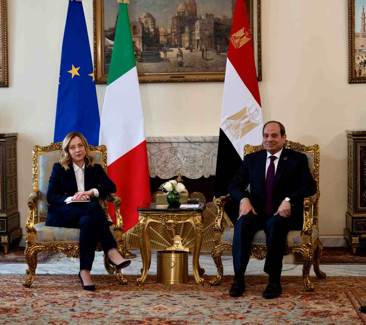 Meloni al Cairo, “Meeting storico per i rapporti tra Egitto e Ue”