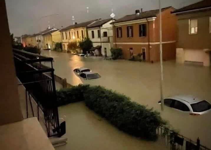 Alluvione, il Cdm stanzia 24 milioni per affrontare l’emergenza. Il sindaco di Ravenna muove aspre critiche al governo