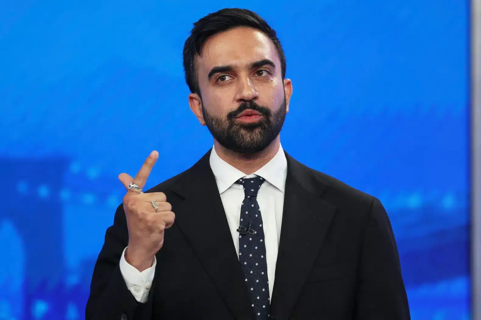 Il progressista Mamdani ha vinto le primarie dem per diventare sindaco di New York