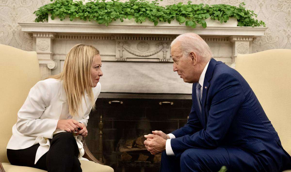 L’incontro tra Meloni e Biden alla Casa Bianca, il presidente Usa: “Siamo diventati amici”