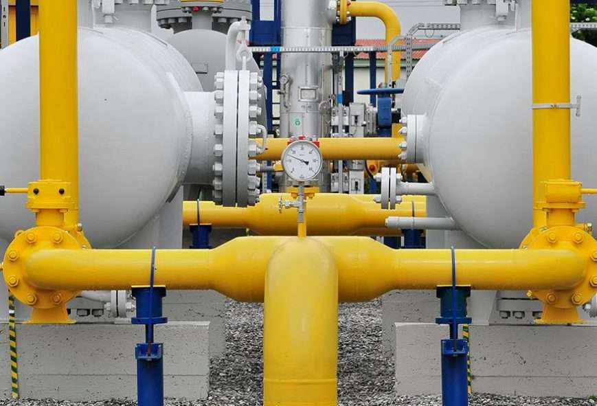 Ministri dell’Energia Ue: “Progressiva indipendenza dal gas russo e riduzione della domanda energetica”