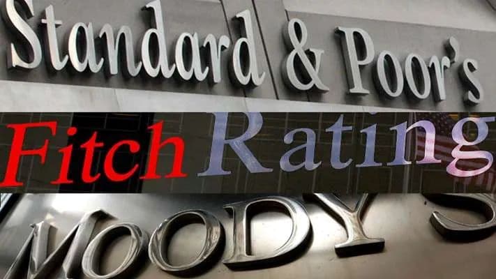 Italia promossa da S&P che conferma rating,. Fitch alza outlook. Più stabilità, ma resta la sfida del debito pubblico