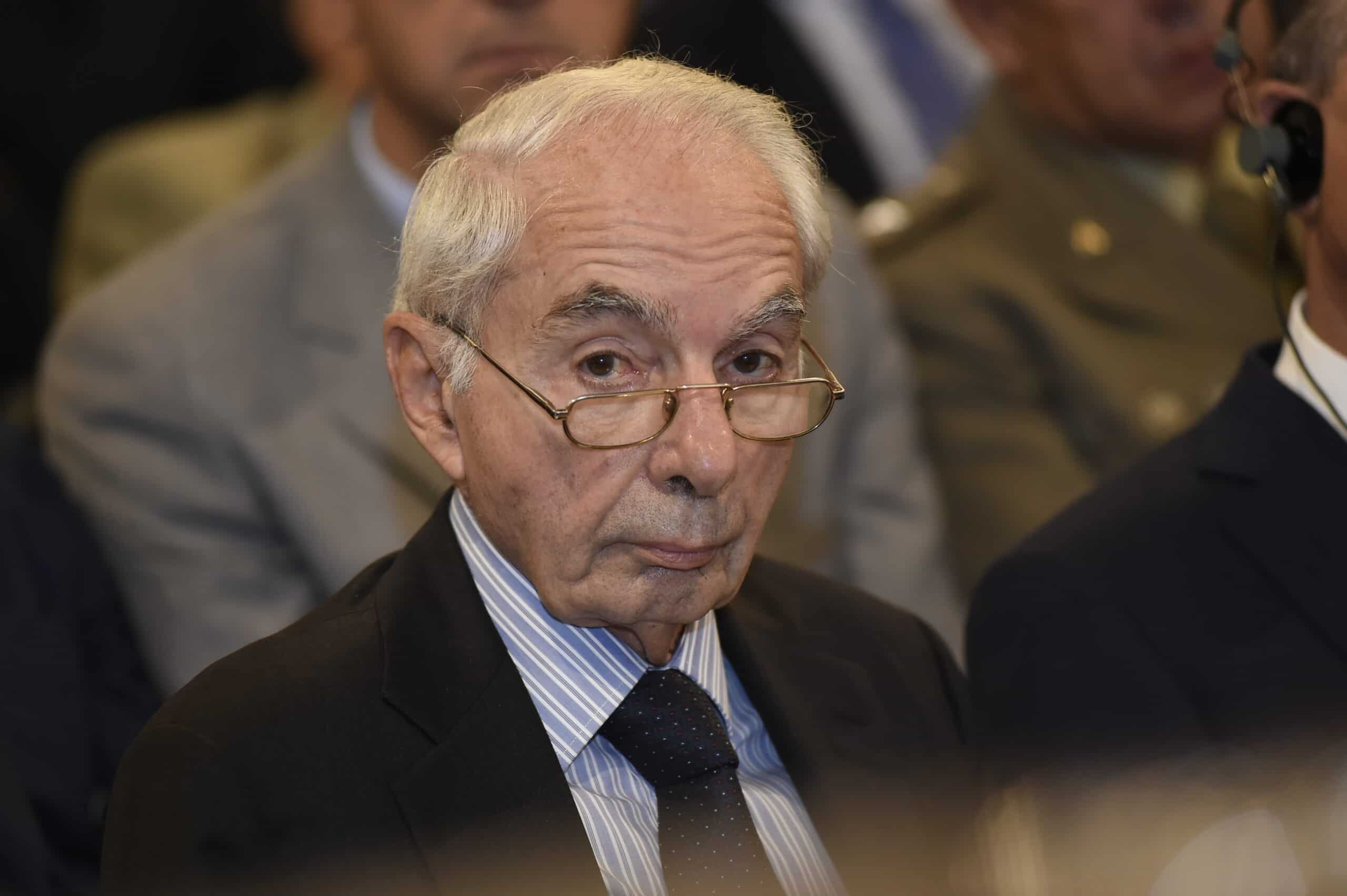 Ustica, Amato: “Il Dc9 fu abbattuto da un missile francese. Macron chieda scusa”. Le reazioni della politica