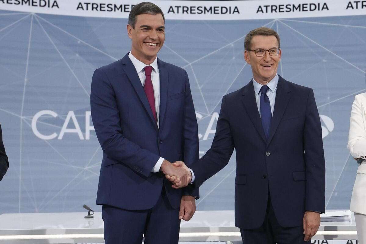 Spagna al voto, chiamati alle urne oltre 37 milioni di cittadini: dai sondaggi il partito vincente è il Partito Popolare
