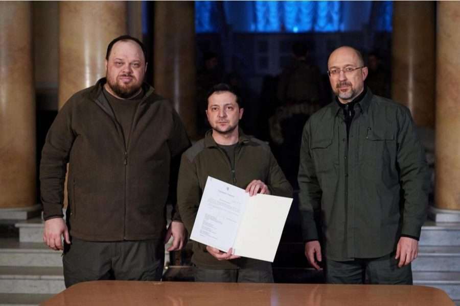 Ucraina: Zelensky chiede ingresso in Europa ma l’Ue frena, intanto continuano pesanti sanzioni economiche per la Russia