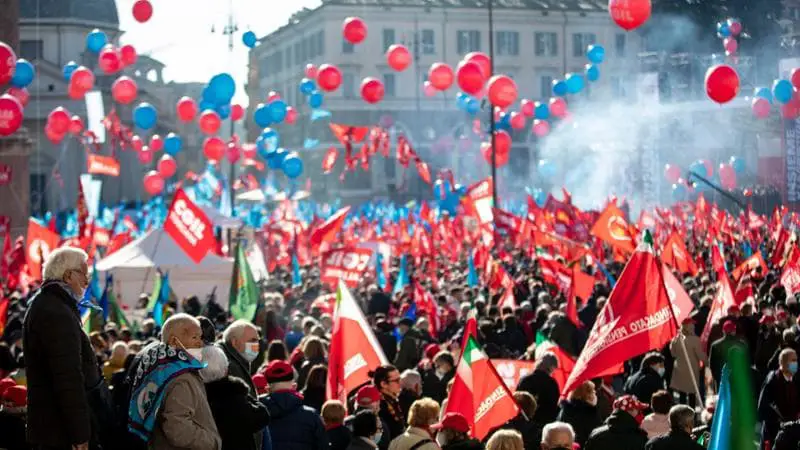 Scioperi: il calendario di novembre dai trasporti alla sanità