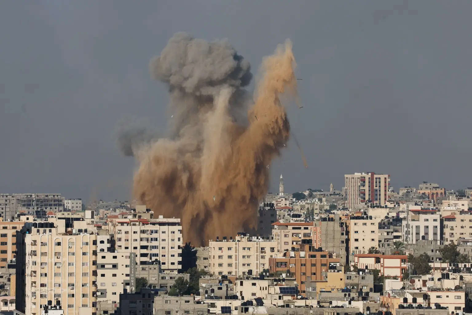 Israele espande offensiva a Gaza: "Conquistare vaste aree"