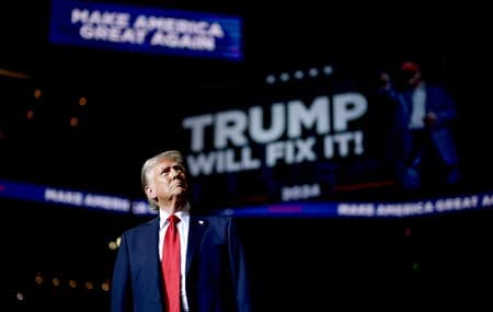 Le follie di Trump e il dovere di non abituarsi all’assurdo. La resistenza di Keith Olbermann