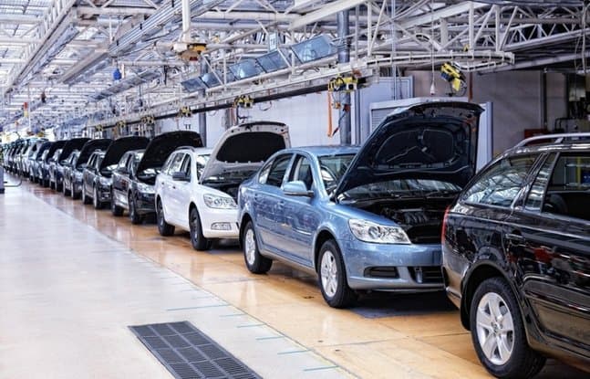 Drastico calo della produzione di Stellantis: flessione del 31,7%