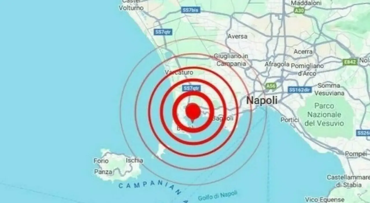 Terremoto a Napoli, sciame sismico di oltre 50 scosse