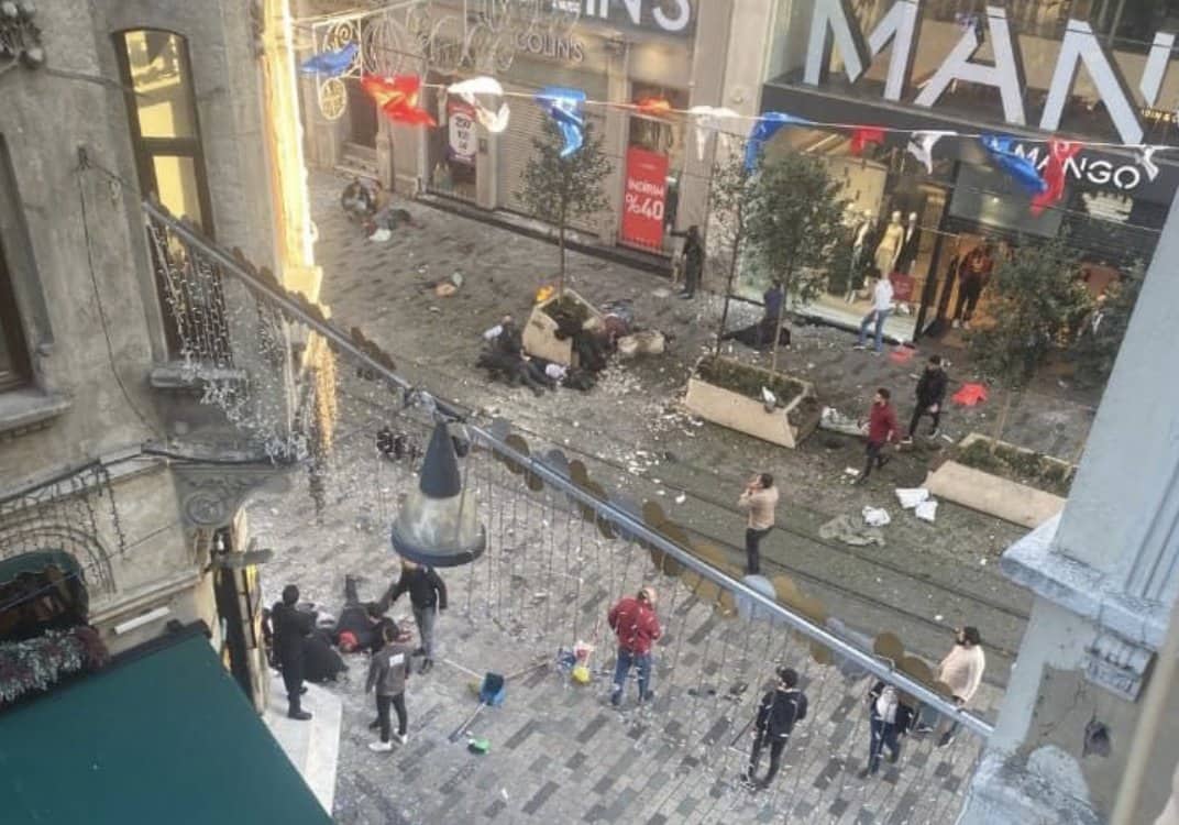 Attacco al tribunale di Istanbul: un morto e cinque feriti, neutralizzati gli attentatori
