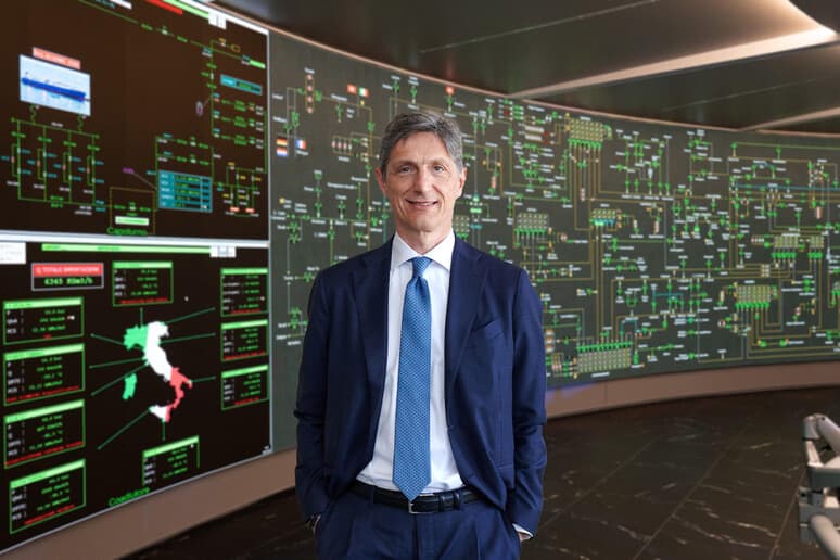 Snam, l'utile sfiora 996 milioni nel 2024