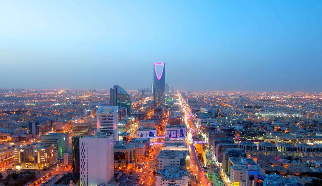L’Arabia Saudita apre alle bevande alcoliche per diplomatici e stranieri