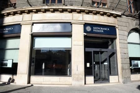 Mediobanca rifiuta l'Ops di Mps
