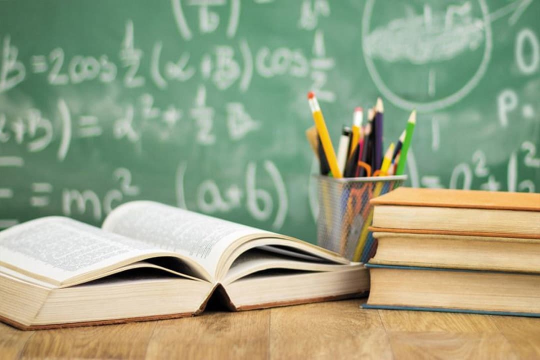 Scuola, tutte le novità... e il paradosso degli insegnanti che hanno vinto il concorso ma devono dare la precedenza ai colleghi del Pnrr