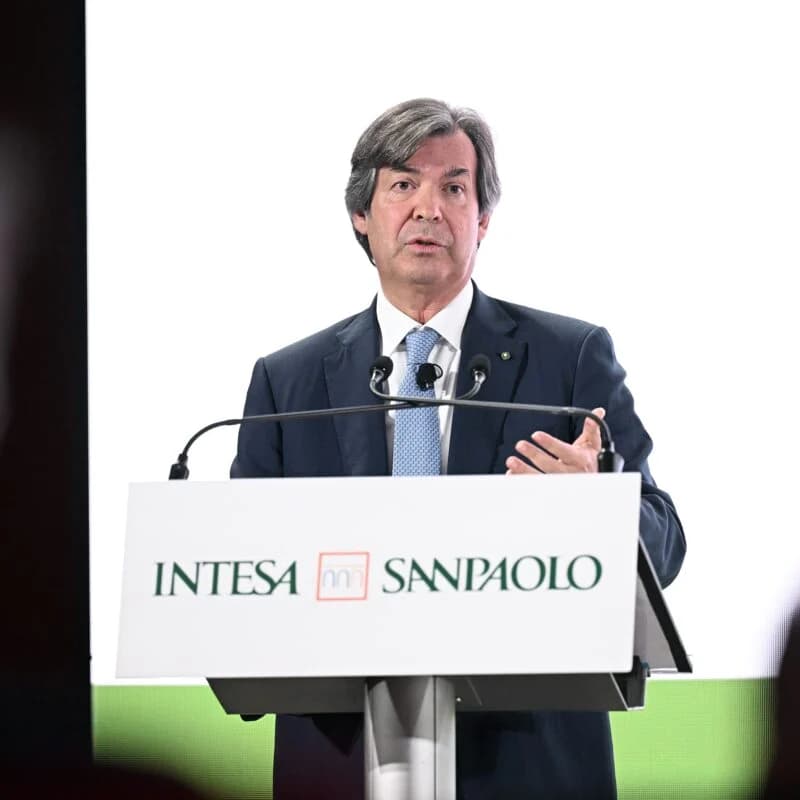 Banche: firmato rinnovo contratto di categoria. Sileoni (Fabi), senza Carlo Messina accordo più complicato