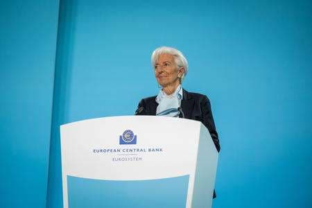 Lagarde: “Occorre rimanere vigili, la lotta all’inflazione non è finita”
