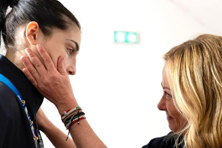 Caso Carini-Khelif, il presidente del CIO a Meloni: “L’atleta algerina è donna e continuerà a competere”
