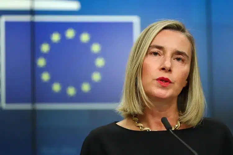 Mogherini rilasciata dopo l’interrogatorio sui fondi sospetti al Collegio d’Europa