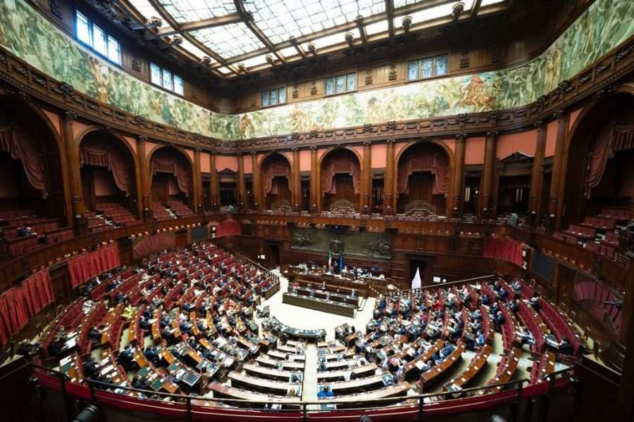 Manovra 2022, arriva l’ok della Commissione Bilancio del Senato