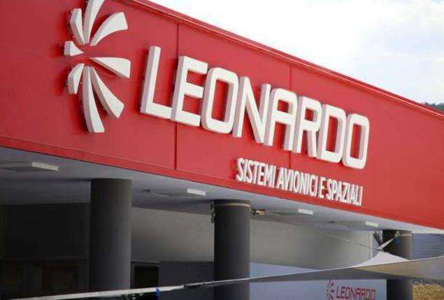 Blitz dei collettivi Pro-Pal ai laboratori Leonardo a Torino