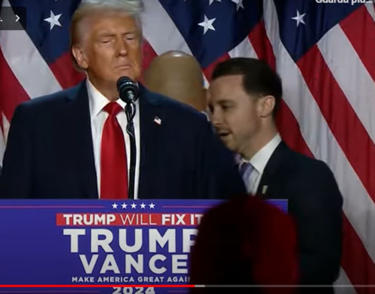 Trump parla da Palm Beach, "L'America torna all'età dell'oro. Sono il 47esimo presidente"