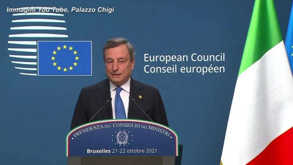 Ucraina, Draghi: “Andrò a Mosca a breve”. Di Maio incontra Lavrov: “Trovare una soluzione diplomatica ed evitare sanzioni”