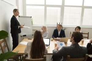 Ridisegnare i sentieri e gli scenari della formazione