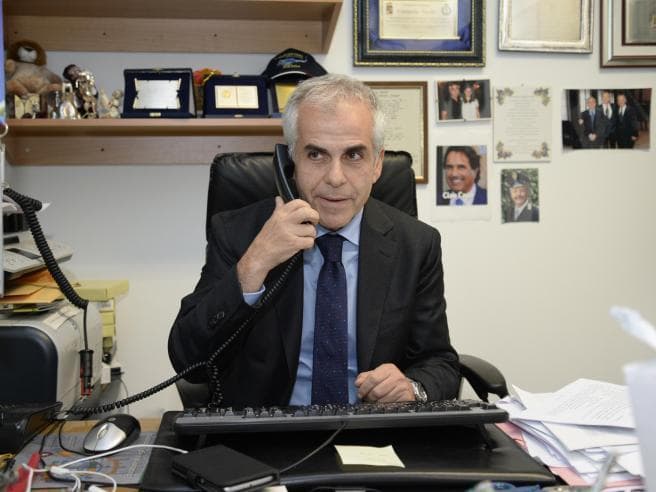 Hacker di Equalize, cassaforte di 800 mila file: spiato anche Mattarella